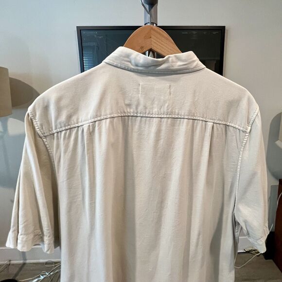 Buck Mason - SS Draped One Pocket Twill Shirt - Cement - Picture 6 of 6